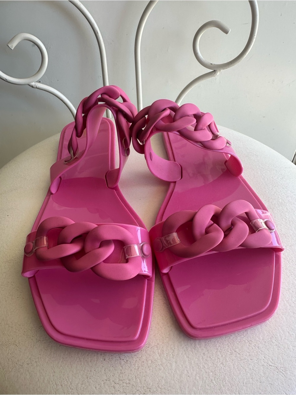 Jennifer Lopez Hot Pink Chain-Link Flat Sandals